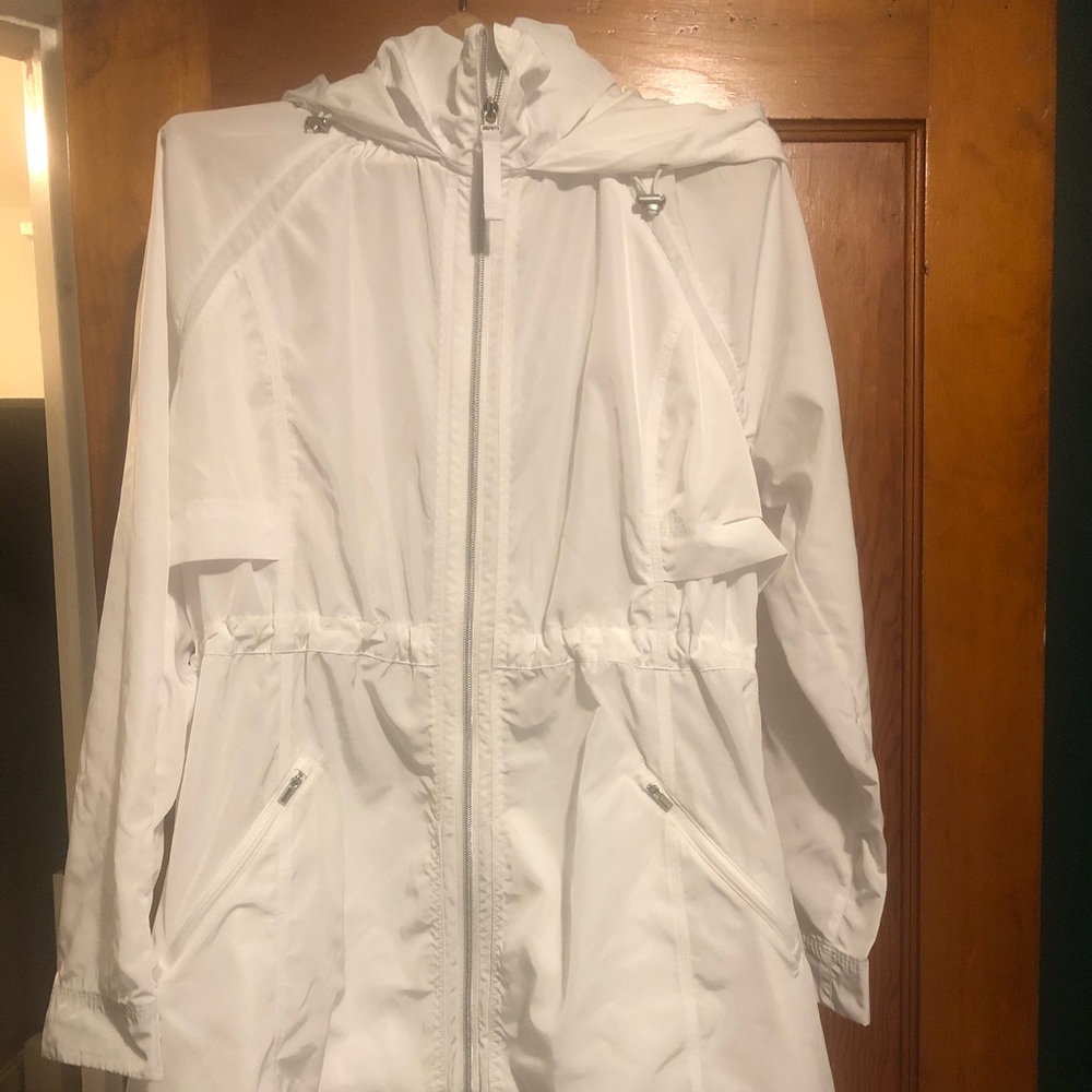 Athleta rain drop jacket